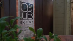 Public House About Img #2