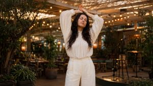 Events: Oly Solo Live Music